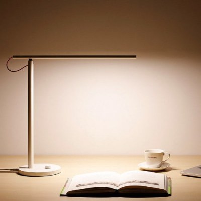 Lámpara Inteligente Xiaomi Mi Bedside Lamp 2 Disponible ▷kiboTEK High-Tech  Europe ®