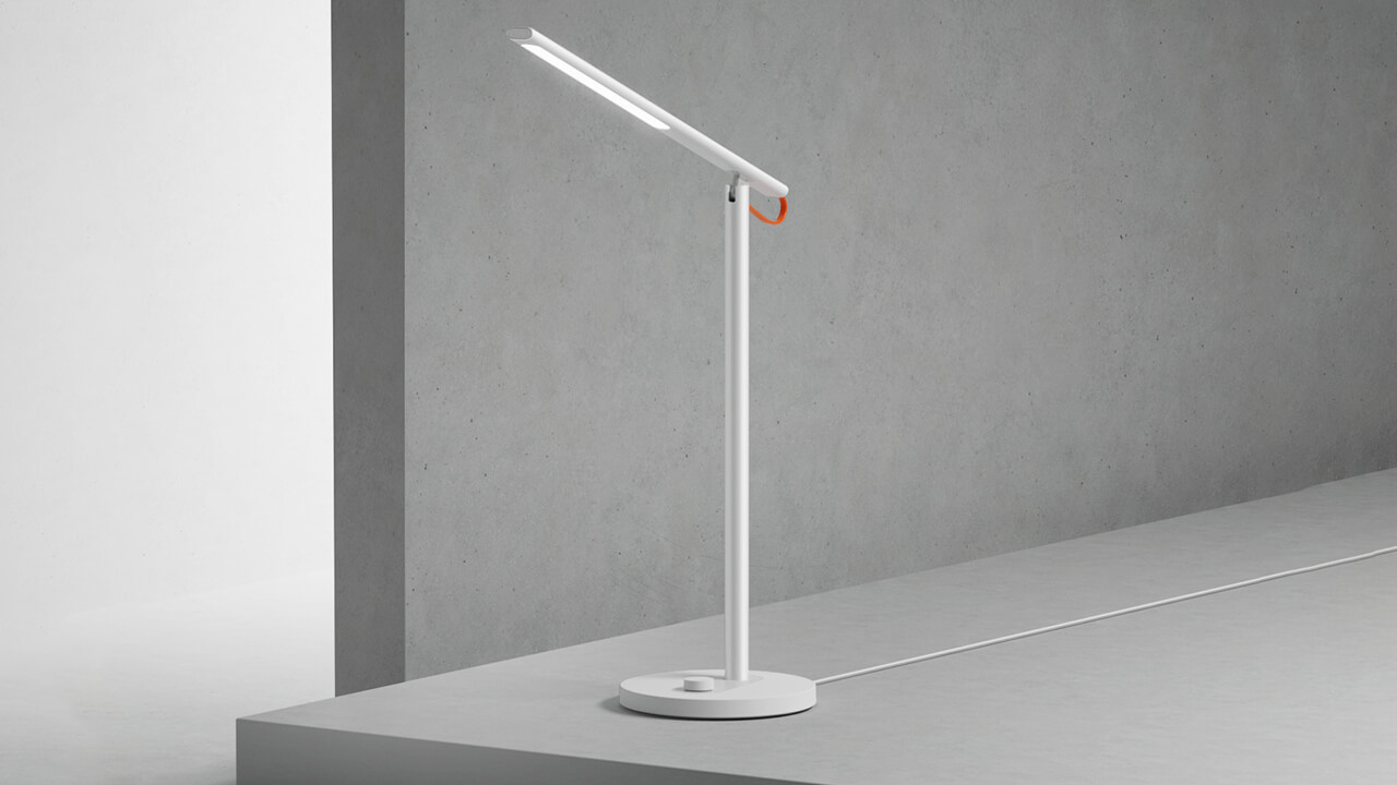 Lámpara Inteligente Xiaomi Mi LED Desk Lamp 1S Disponible - kiboTEK  High-Tech Europe ®